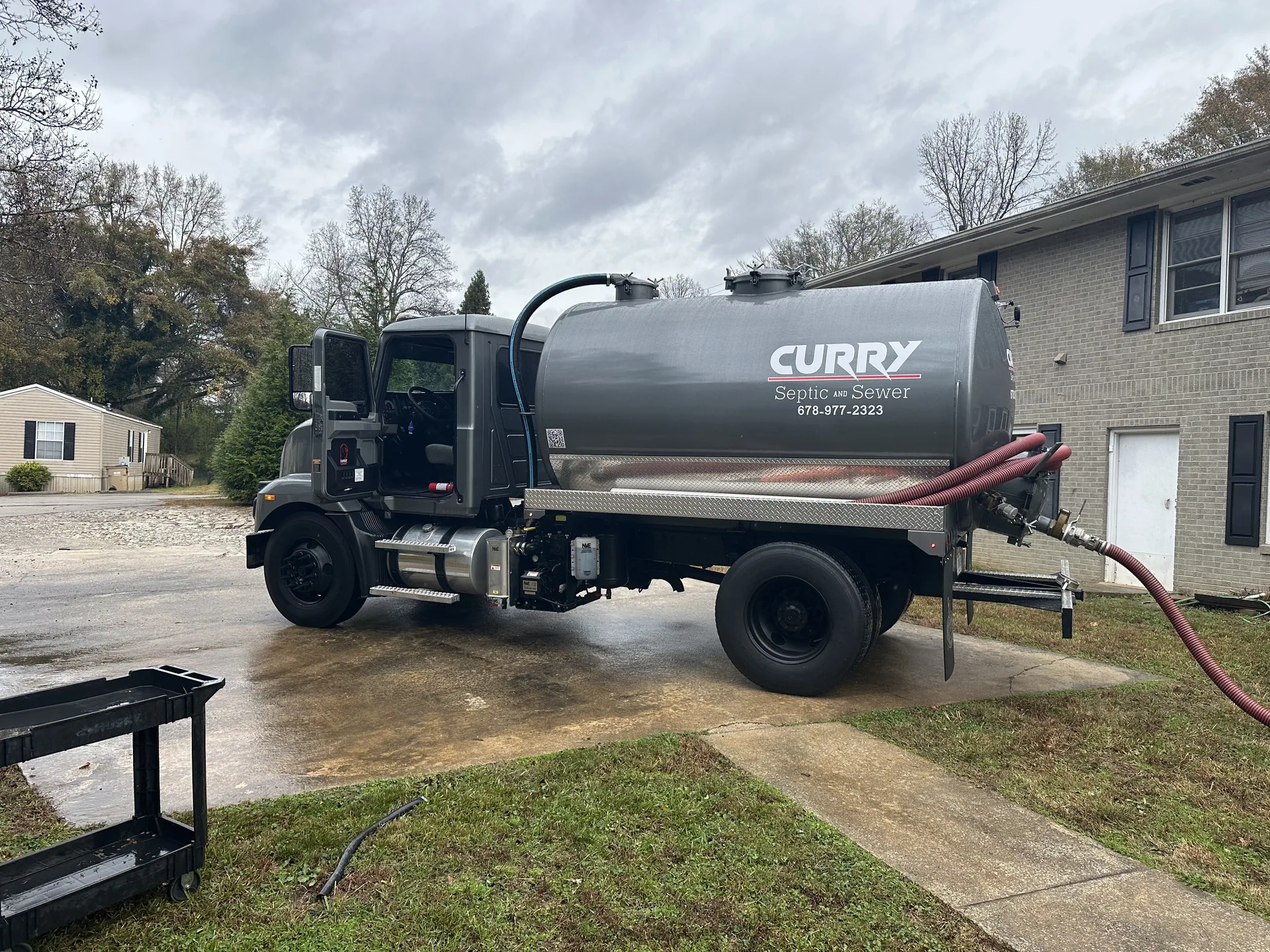 Curry septic sewer pump truck residential service 2